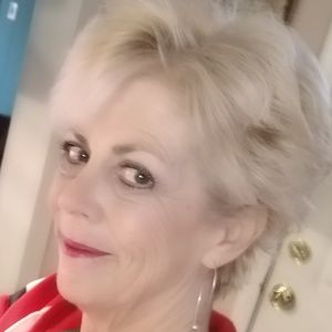 Meet your Posher, Keri